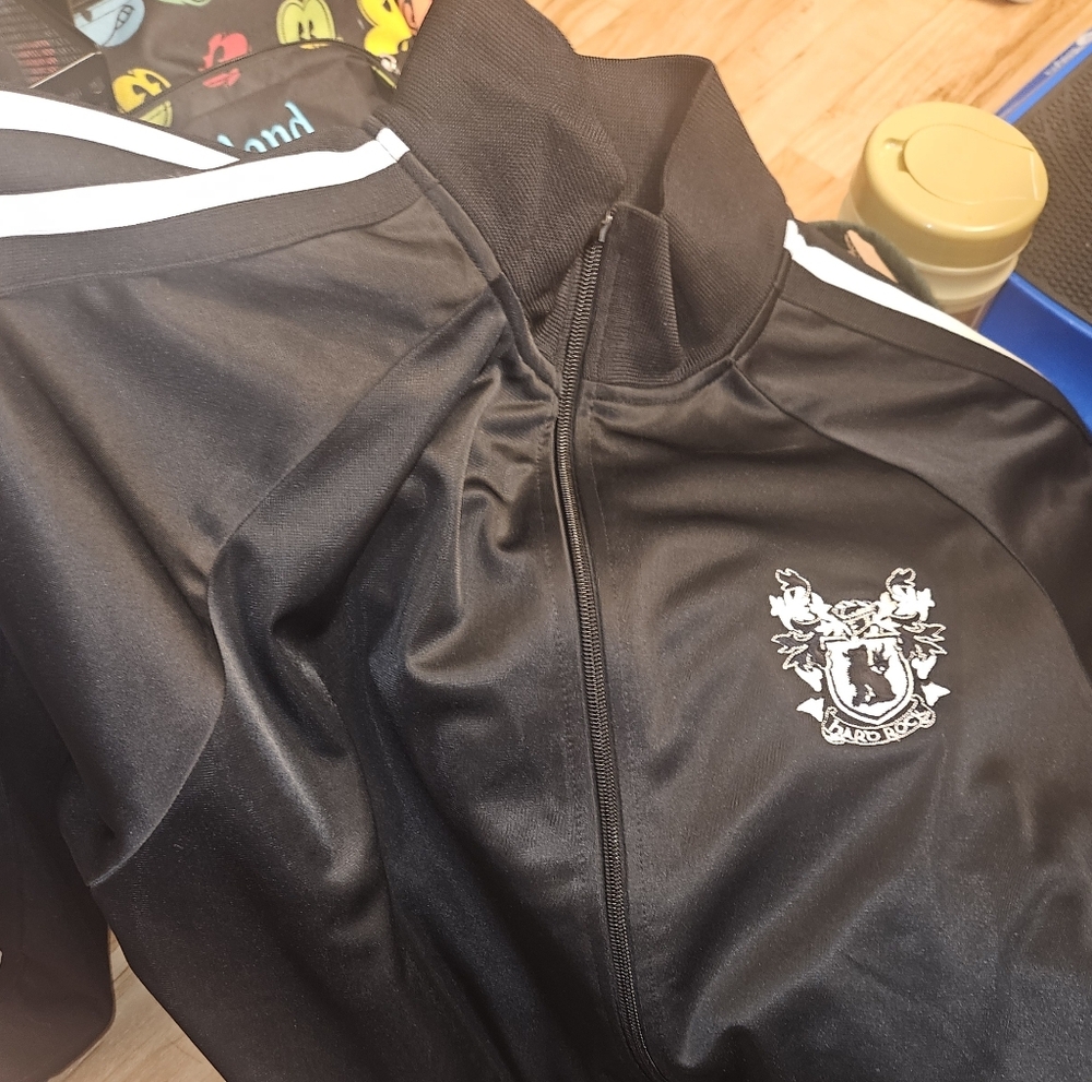 Hard Rock Cafe Black Zipup Track Jacket Men's Size Large. Side Pockets.